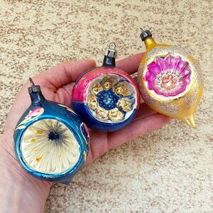 Vintage Set of 3 Indent Glass Christmas Ornaments Fantasia Teardrop Ball Trio